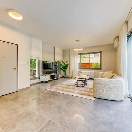 Villa 3-bedroom Luxury By The Coralli C10