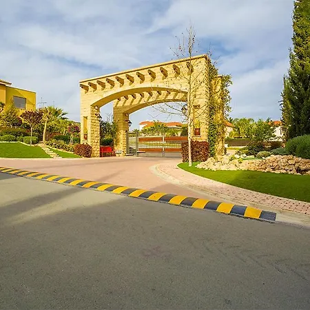 3-bedroom Luxury By The Coralli C10 *