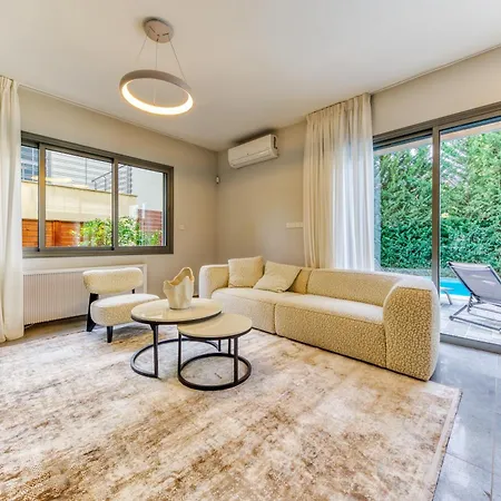 Villa 3-bedroom Luxury By The Coralli C10
